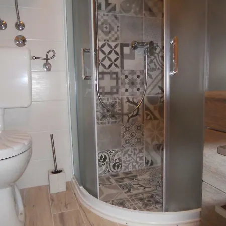 Apartment Guste *