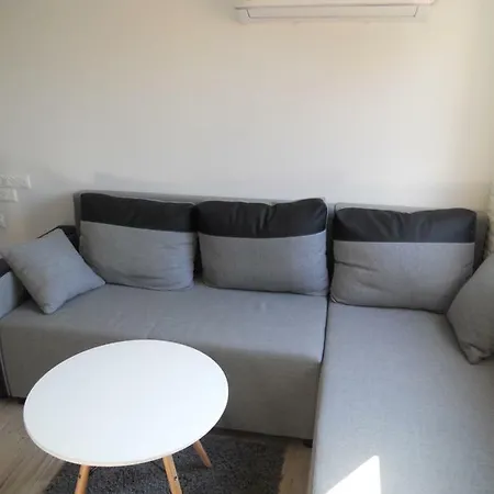 Apartment Guste *