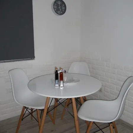 Apartment Guste *